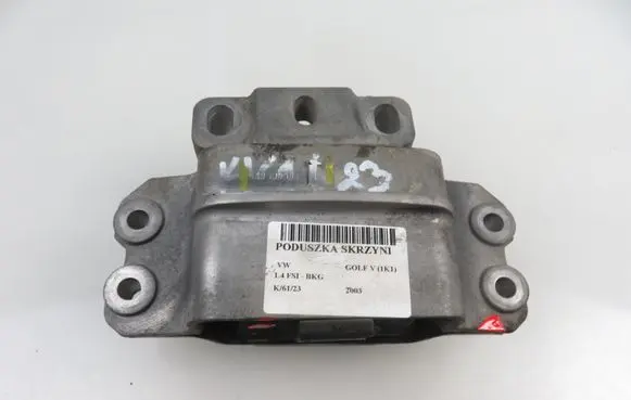 Volkswagen Golf V Gearbox mounting bracket 1K0199555