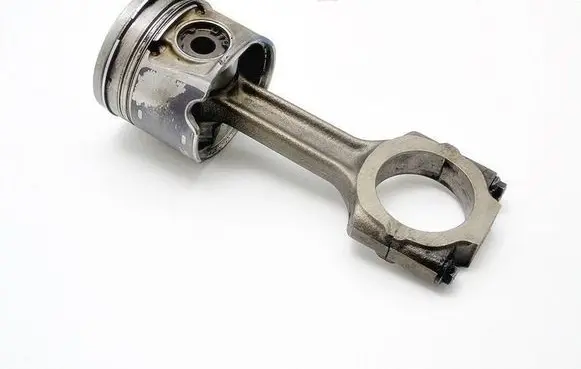 Opel Astra H Piston with connecting rod B774