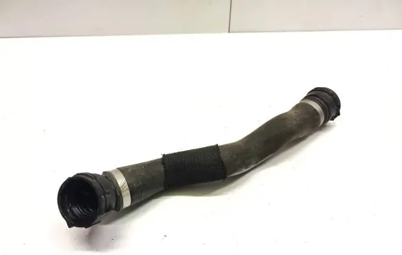 BMW 5 G30 G31 Engine coolant pipe/hose 8602638 16269713
