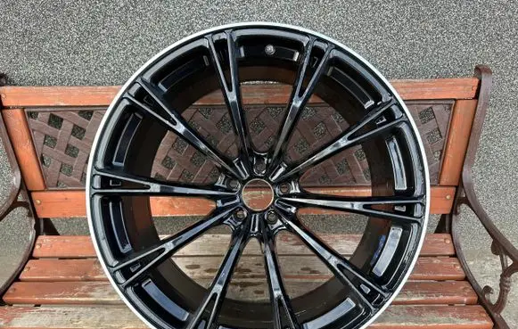 Audi RS7 C7 R22 alloy rim 