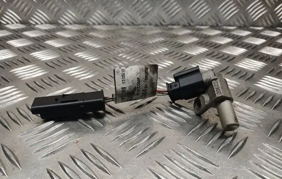 Camshaft position sensor