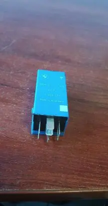 BMW 7 E38 Other relay 1383417