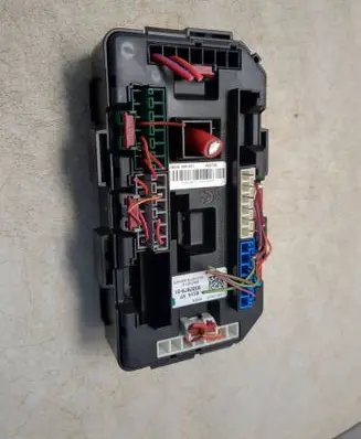 BMW 1 F20 F21 Fuse module 19451000001 9337879