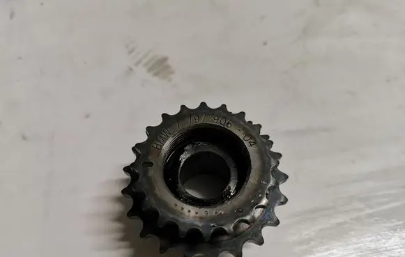 BMW 3 F30 F35 F31 Timing chain sprocket 7797906