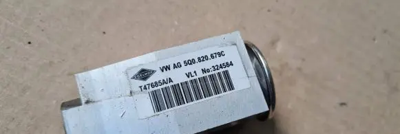 Air conditioning (A/C) expansion valve