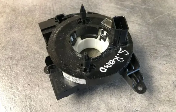 Volkswagen Polo V 6R Airbag slip ring squib (SRS ring) 6RA959653