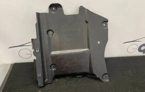 Mercedes-Benz GLE (W166 - C292) Dashboard lower bottom trim panel A1666800123
