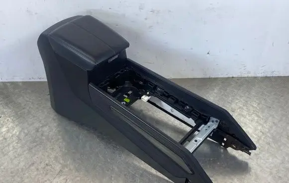 SsangYong Rexton Armrest 