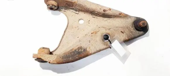 Dacia Logan I Front lower control arm/wishbone 