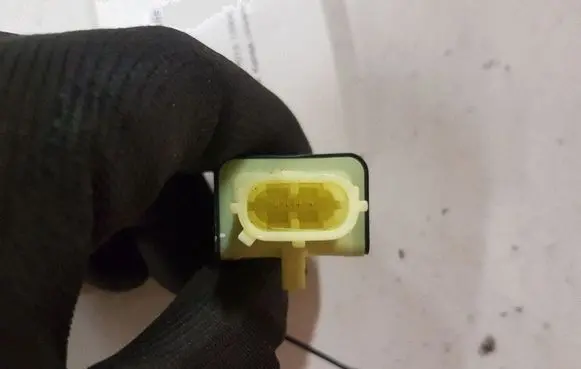 Toyota Avensis T270 Airbag deployment crash/impact sensor 8983112020 7266G7YXK