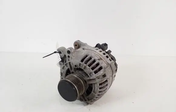 Volkswagen Caddy Generator/alternator 06F903023F
