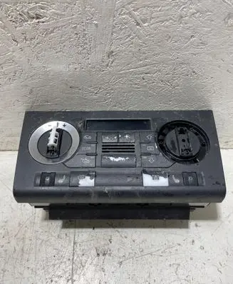 Audi A3 S3 8P Climate control unit 8P0820043A H24000264040