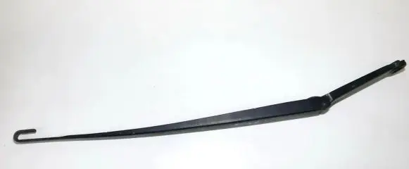 Front wiper blade arm