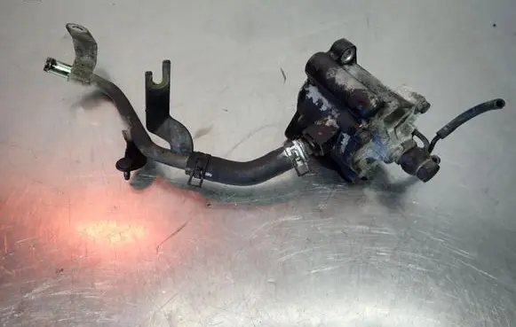 Toyota Corolla E120 E130 Vacuum pump 29300-27010