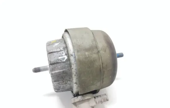Audi A6 S6 C6 4F Engine mount bracket