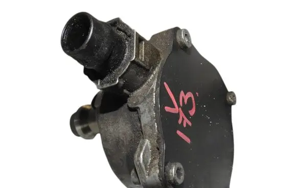 BMW 3 E90 E91 Vacuum pump 7558344