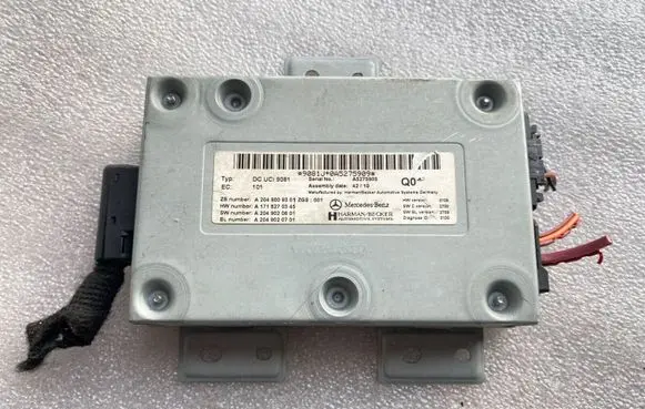 Mercedes-Benz E W212 Other control units/modules 2049009301 A2049009301