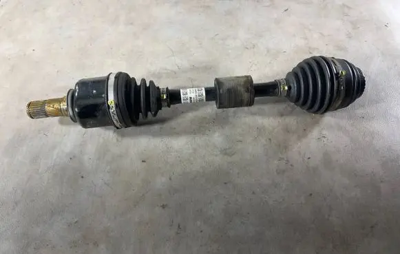 BMW X2 F39 Front driveshaft 8681524