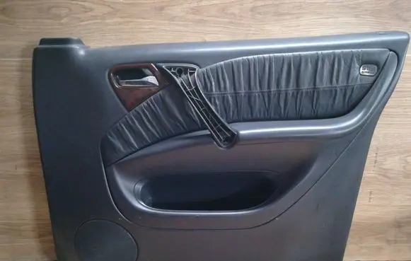 Mercedes-Benz ML W163 Front door card panel trim 52197 A163720365 01250040