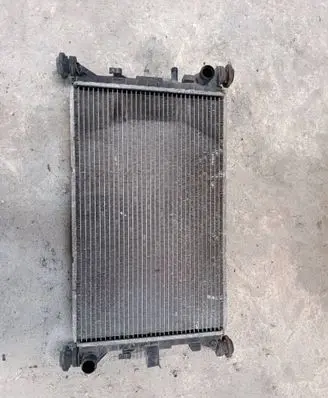Ford Focus Coolant radiator 98ab8005mF