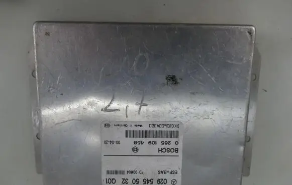 Mercedes-Benz E W210 ESP (stability system) control unit 0295455032