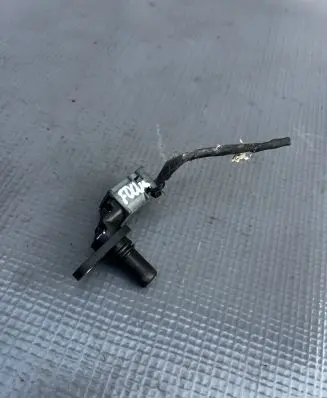 Ford Focus Camshaft speed sensor IS4F12K073AA 1S4F12K073AA