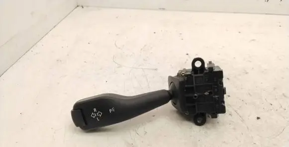 BMW 3 E46 Indicator stalk 8363668M 01104010