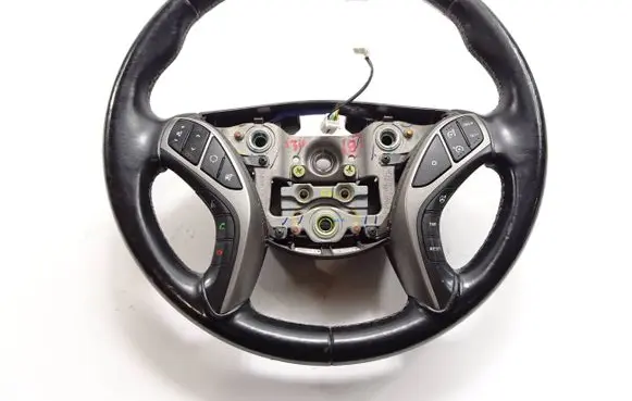 Hyundai i30 Steering wheel wev