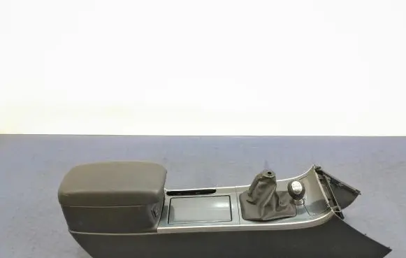 Mazda 6 Armrest