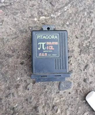Renault Scenic I LP gas control unit module A0907453 200859 AAEB160
