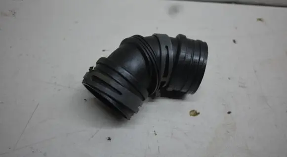 Volkswagen Tiguan Air intake duct part 03C145747C