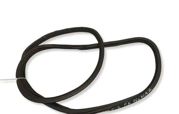 Volkswagen Golf VII Front door rubber seal 