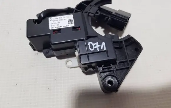 Mercedes-Benz C W204 Seat adjustment assembly A2048702251FFB A2048702251