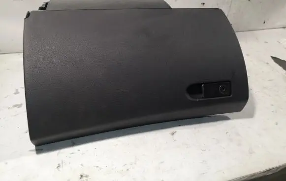 Mercedes-Benz C W204 Glove box A2046803391 0000854238