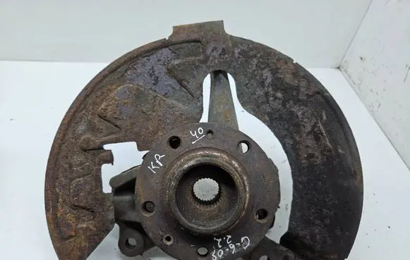 Citroen C6 Front wheel hub