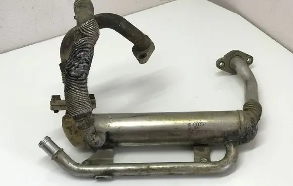 Seat Ibiza IV (6J,6P) EGR valve cooler 045131513M