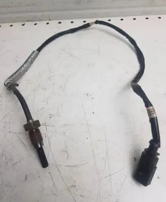 Audi A3 S3 8V Exhaust gas temperature sensor 1J0973802 1966701