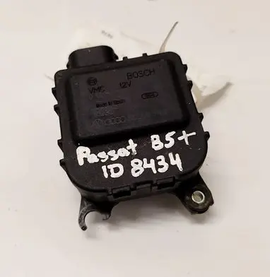 Audi A3 S3 8L Air flap motor/actuator 0132801210