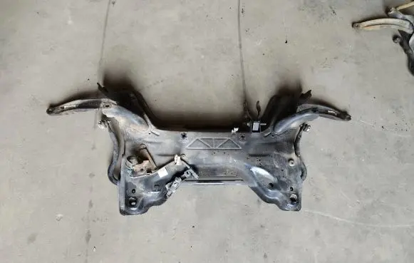 Citroen Berlingo Front subframe