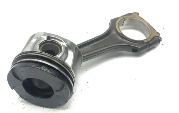 Mercedes-Benz S W220 Piston with connecting rod