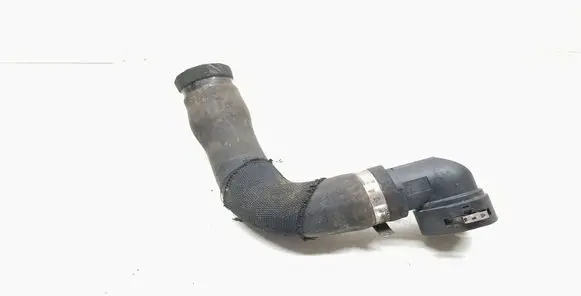 Engine coolant pipe/hose