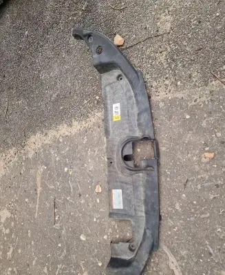 Radiator trim