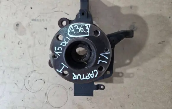 Renault Captur Front wheel hub spindle knuckle 401330611R