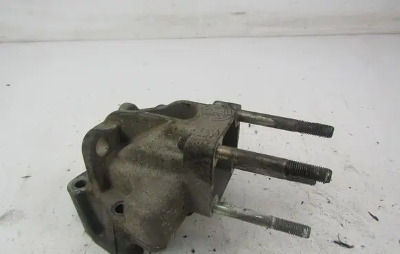 Fiat Punto (188) Engine mounting bracket 