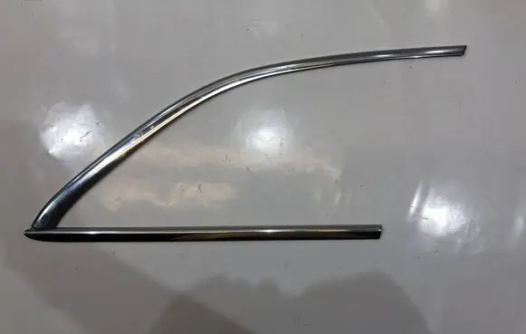 Opel Insignia A Front door window/glass frame 