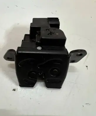 KIA Carens III Tailgate/trunk/boot lock/catch/latch