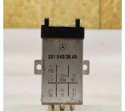 Mercedes-Benz S W126 Other relay 2015403845 A2015403845