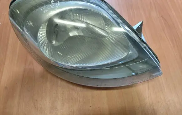 Renault Trafic II (X83) Headlight/headlamp 7700311372 89363700 91165720