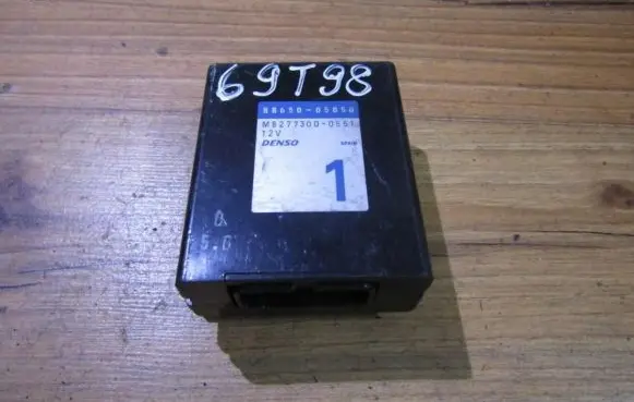 Toyota Avensis T220 Other control units/modules 8865005050 mb277300-0551