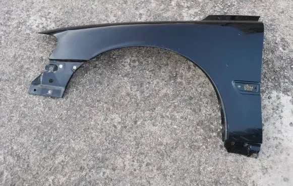 Volvo S60 Fender